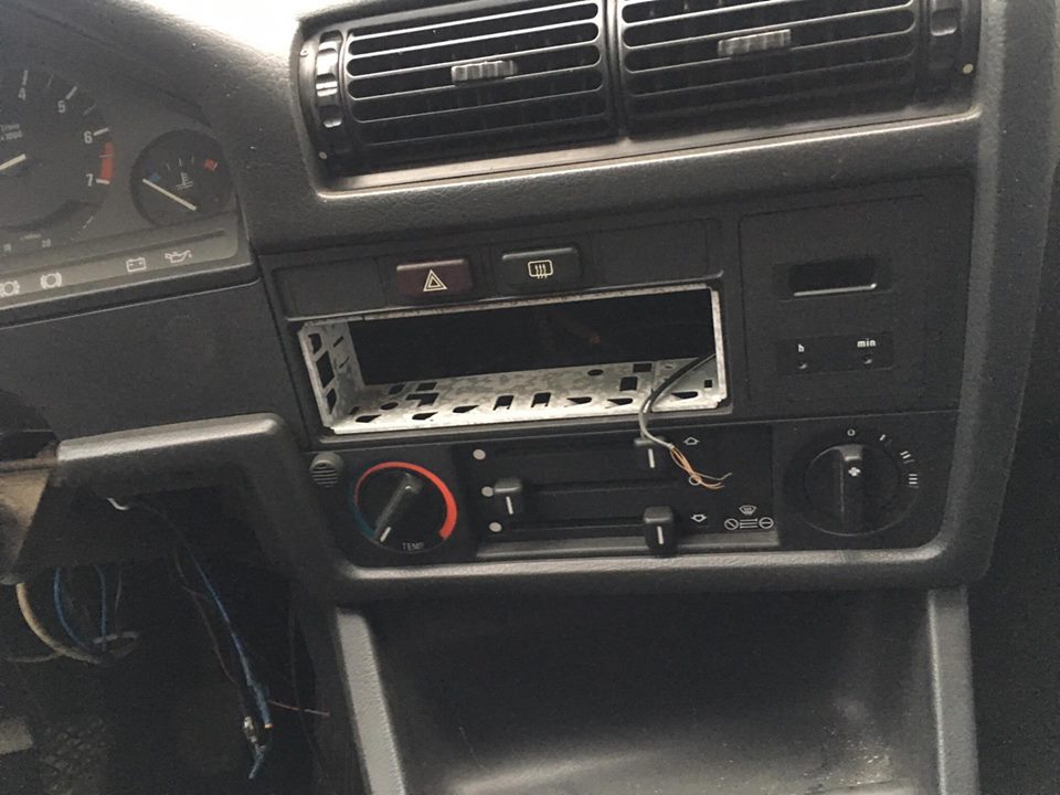 E30 4.jpg