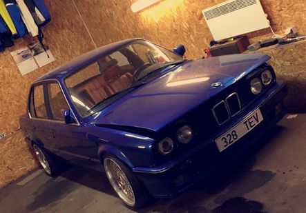 e30.jpg.50ea8fe0a4cb53630c96a6b666edfdd7.jpg